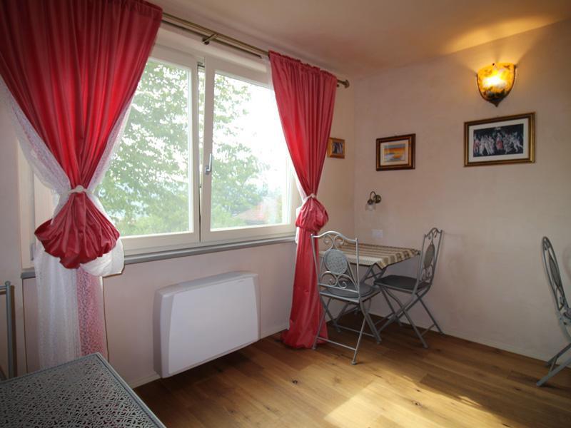 /api/file/public/215701/13294