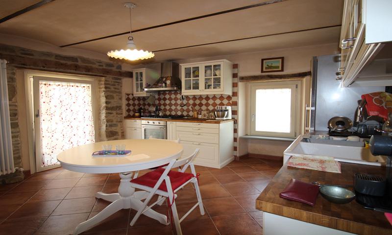 /api/file/public/215701/7520