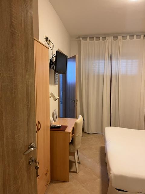 /api/file/public/260996/16751