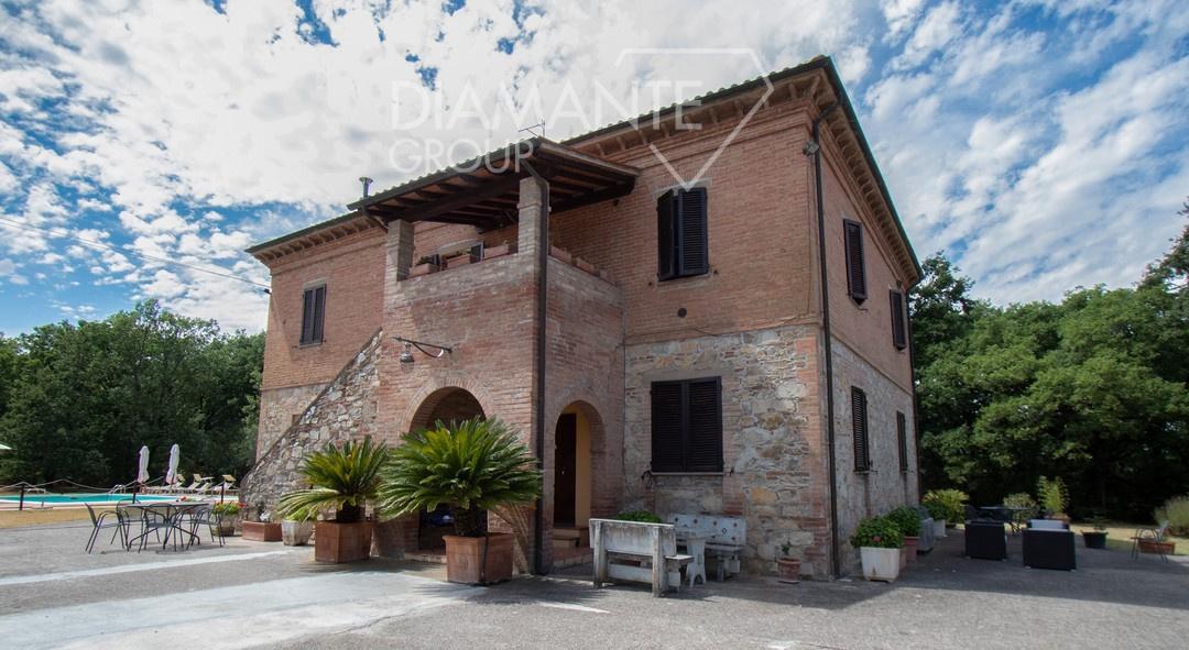 /api/file/public/261946/28598