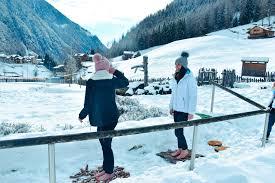 /api/file/public/262312/19245