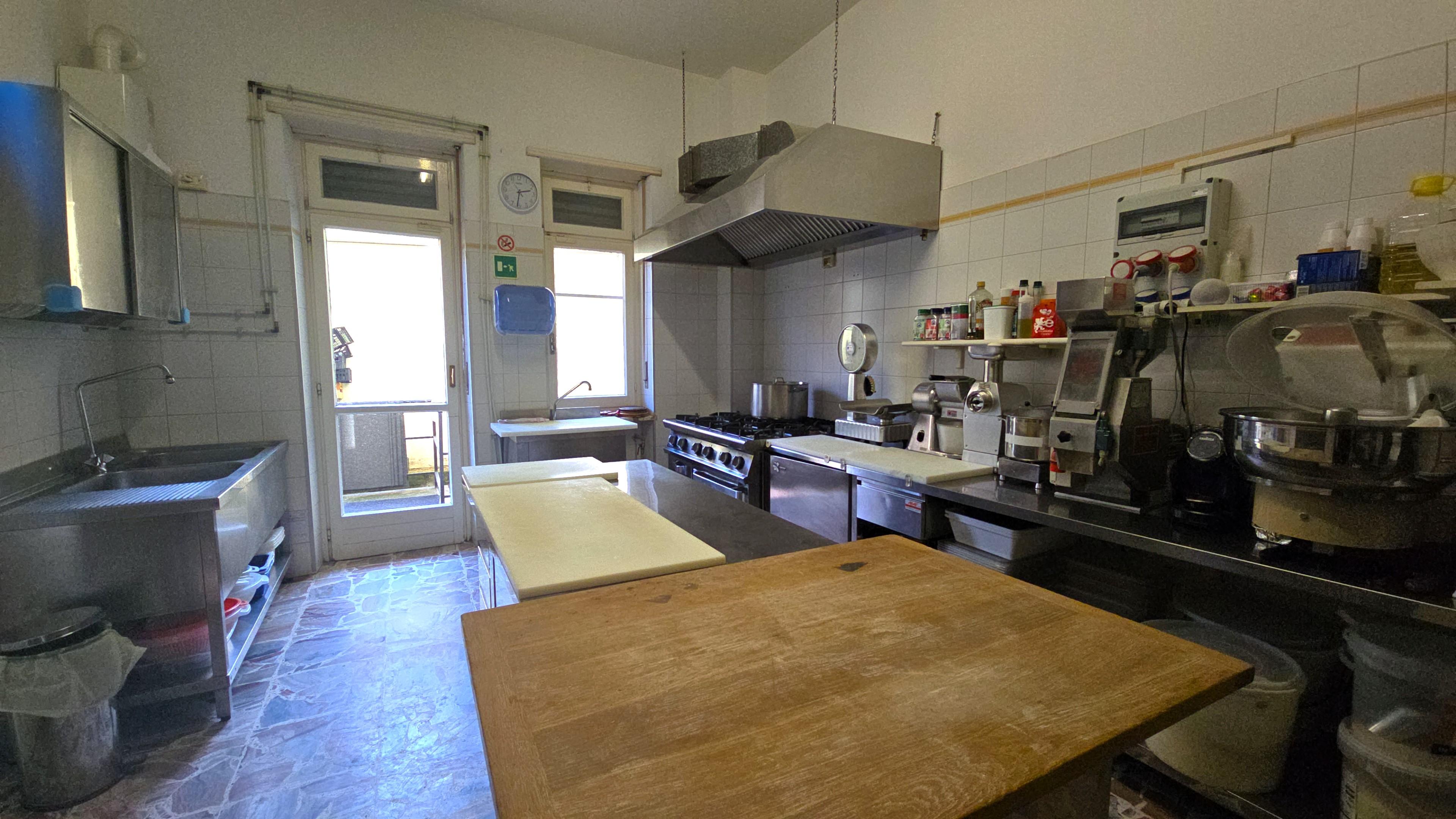 /api/file/public/262575/20183