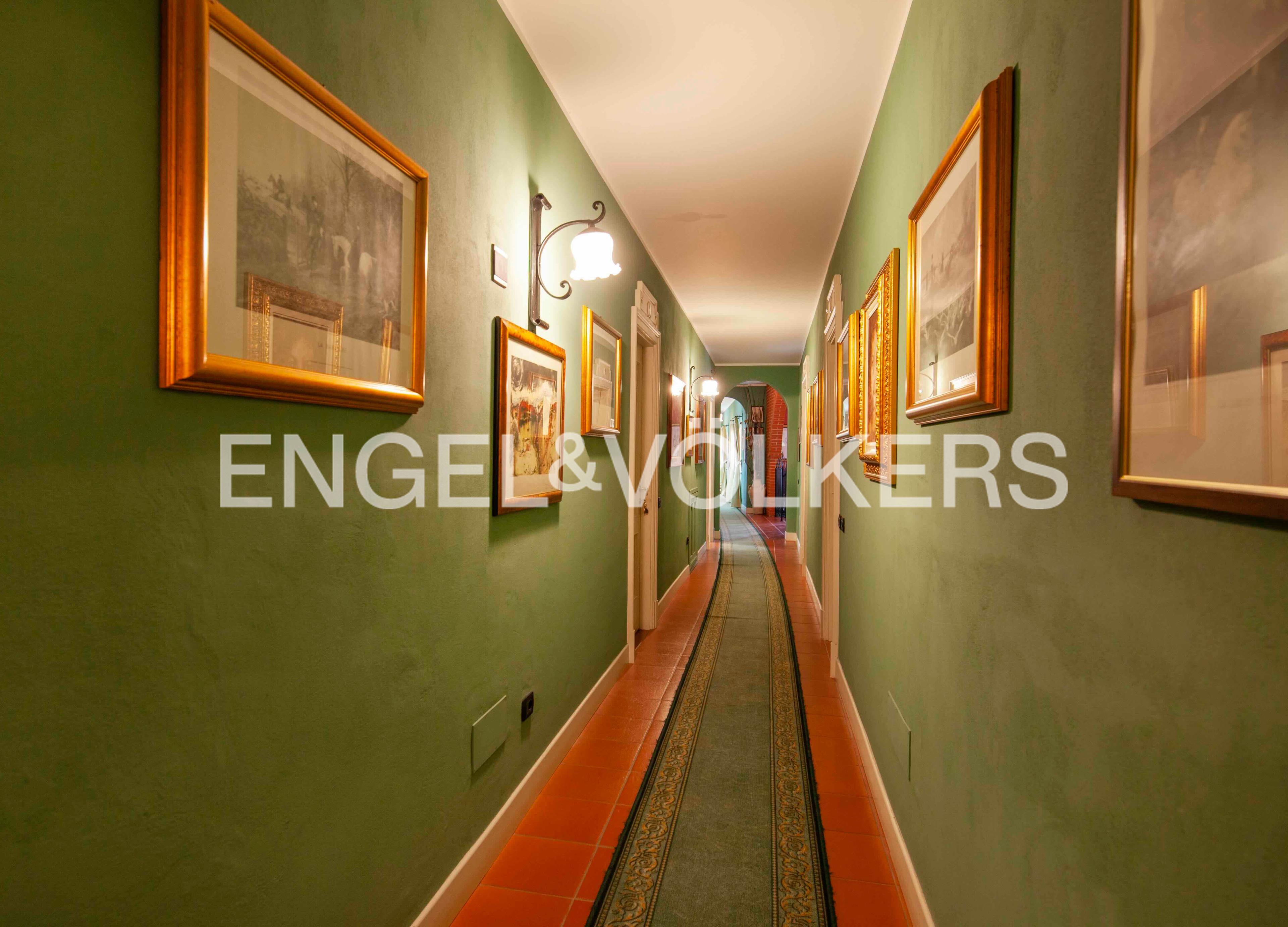 /api/file/public/263393/23988