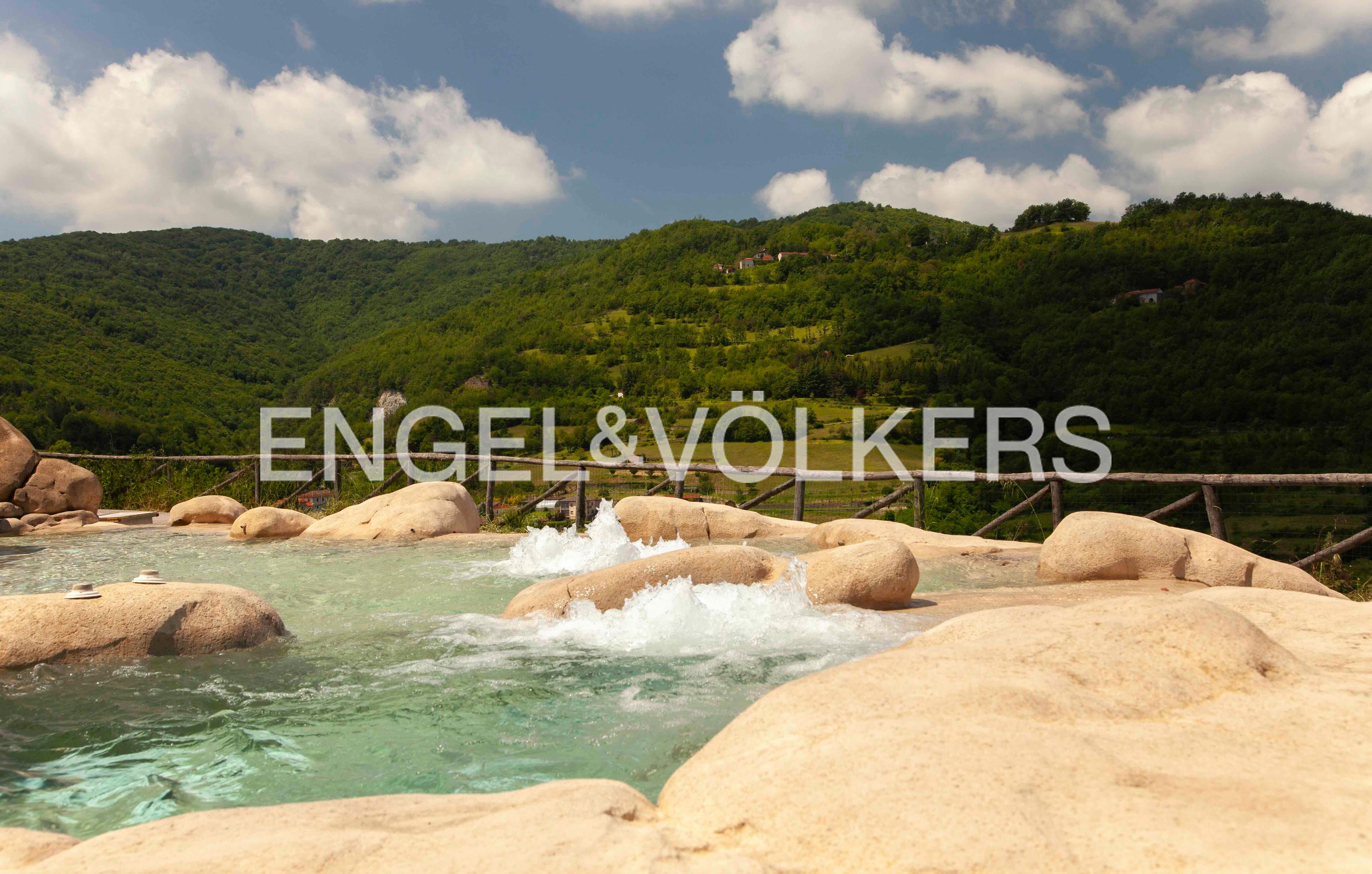 /api/file/public/263393/23997