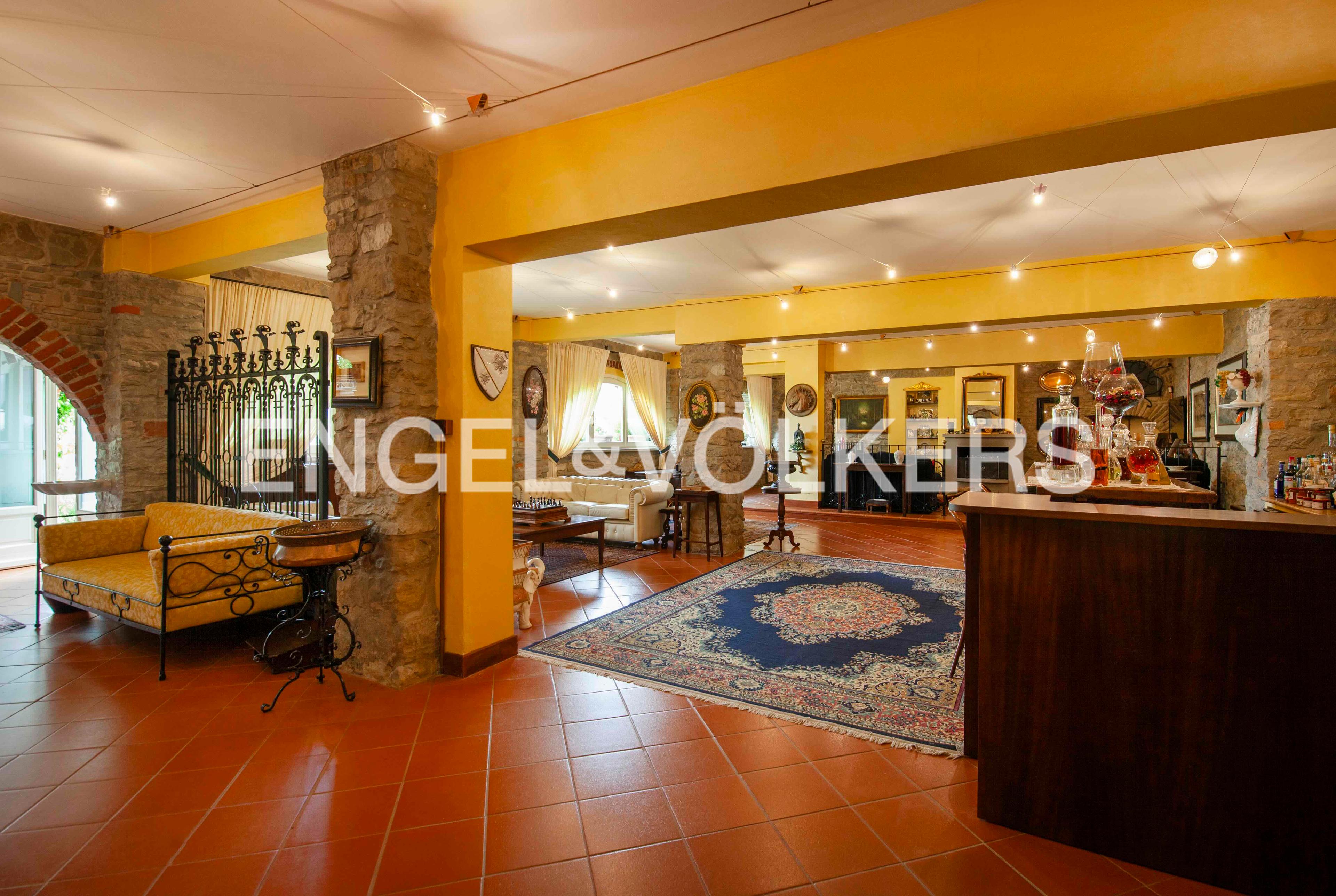 /api/file/public/263393/23998