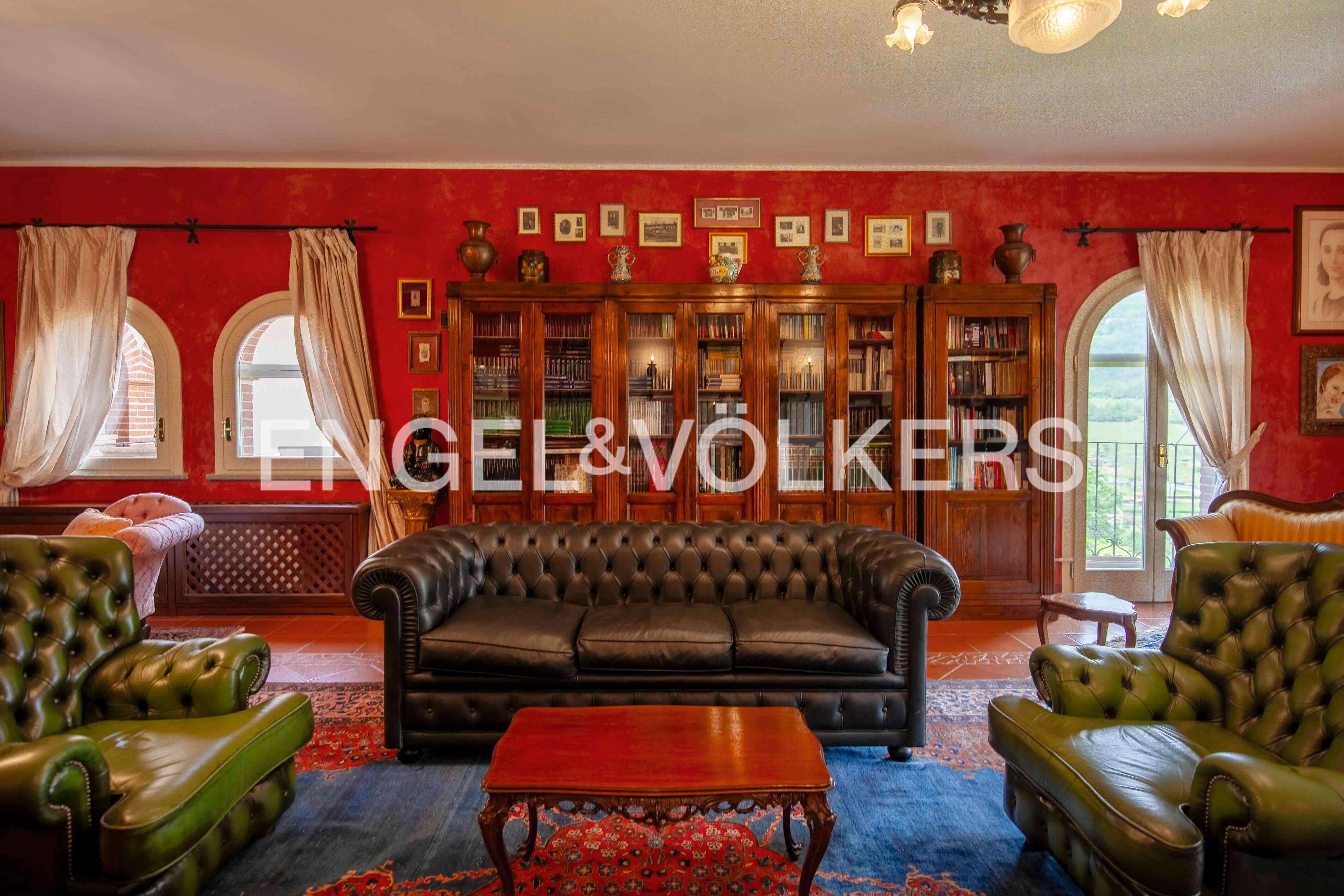 /api/file/public/263393/24000