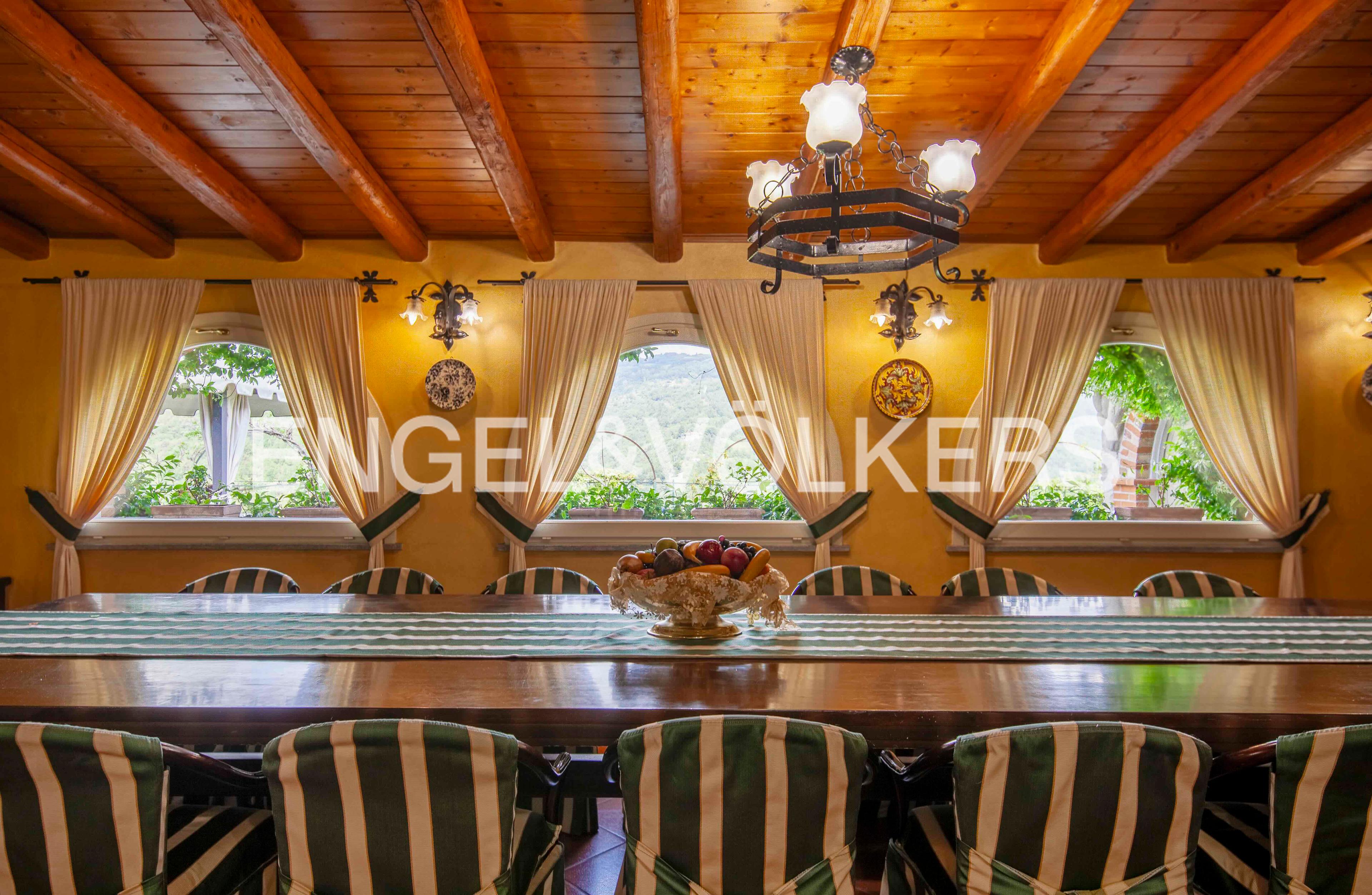 /api/file/public/263393/24001