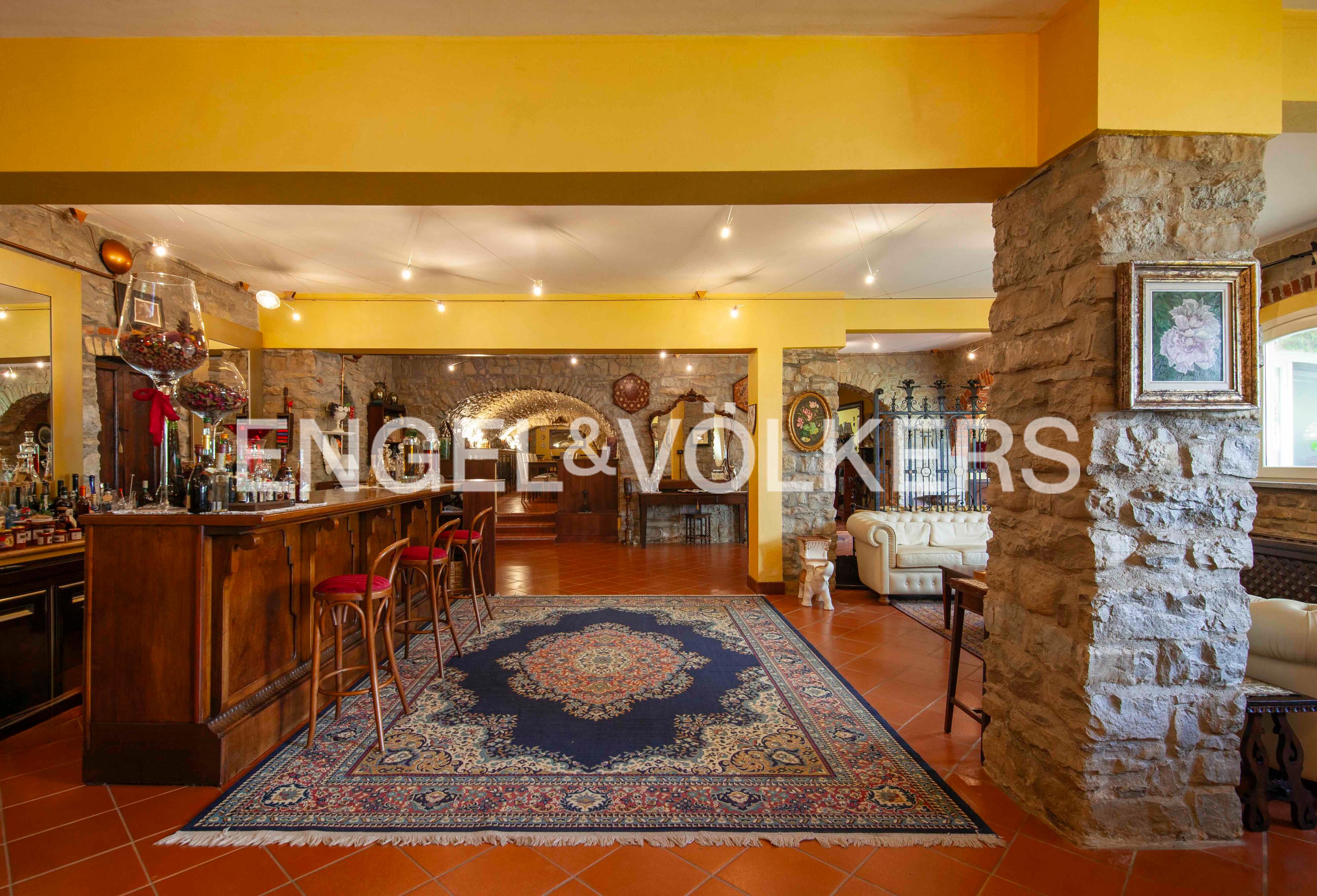 /api/file/public/263393/24011