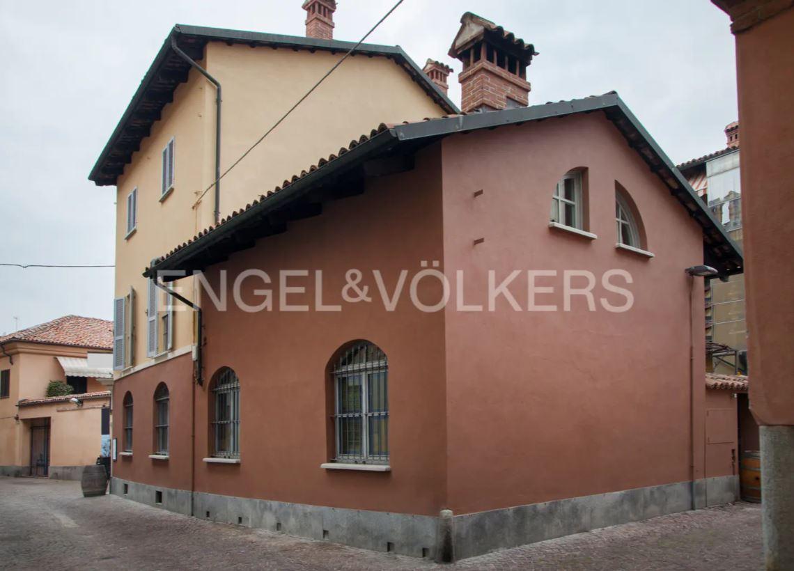 /api/file/public/263394/22240