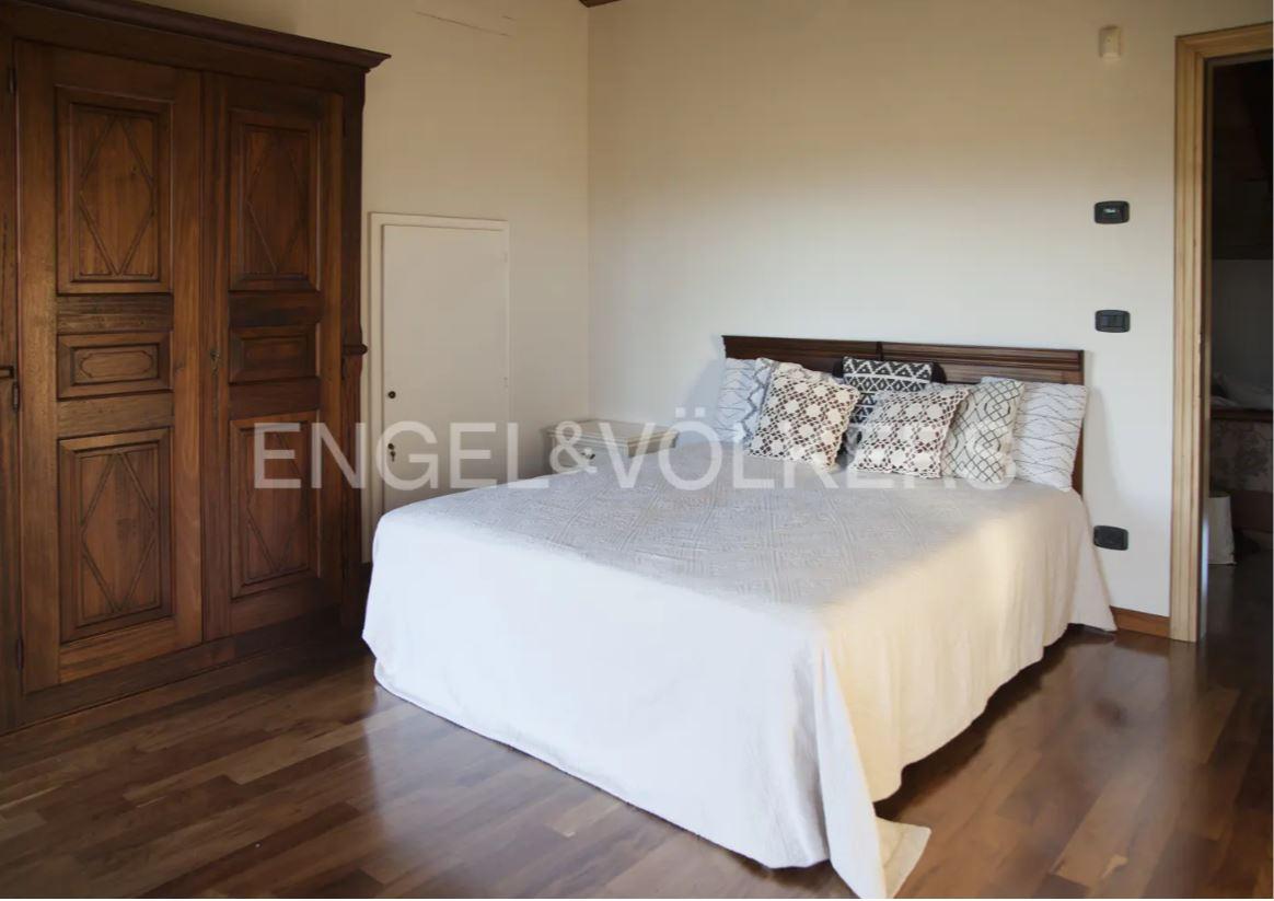 /api/file/public/263395/22241