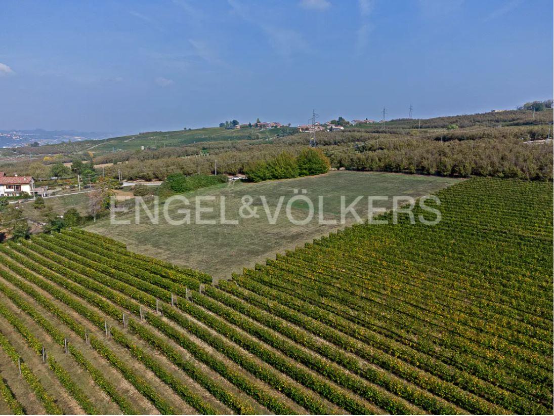 /api/file/public/263396/22246