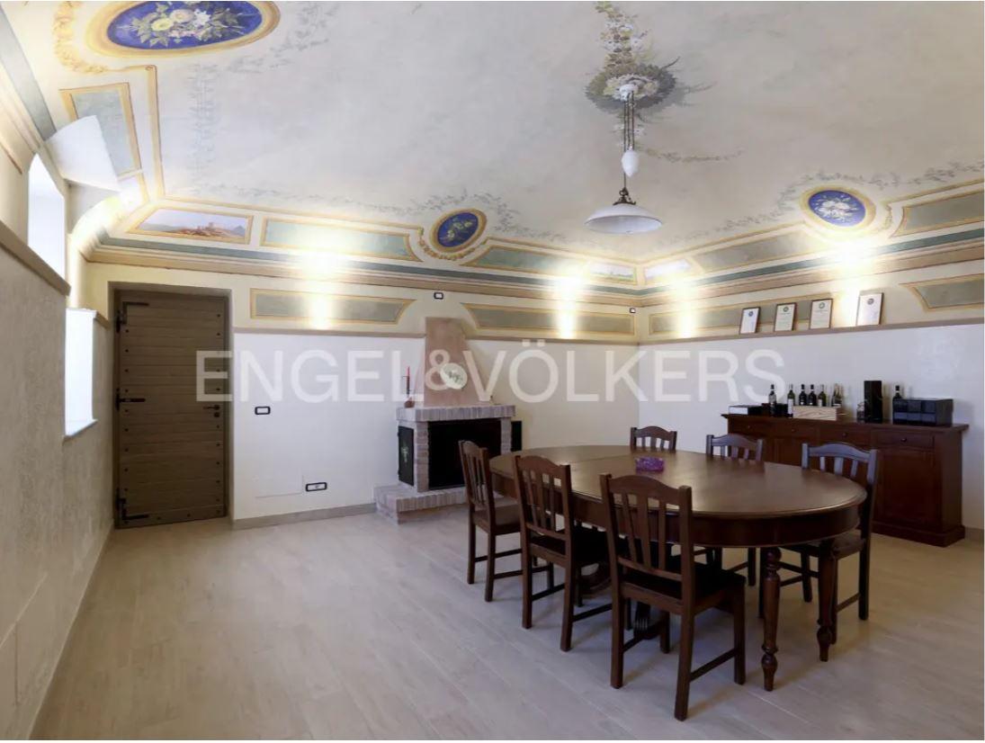 /api/file/public/263405/22313