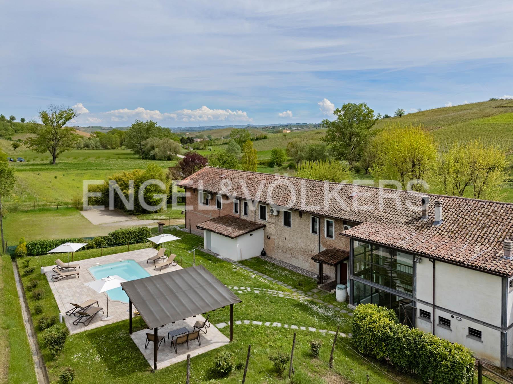 /api/file/public/263407/28653