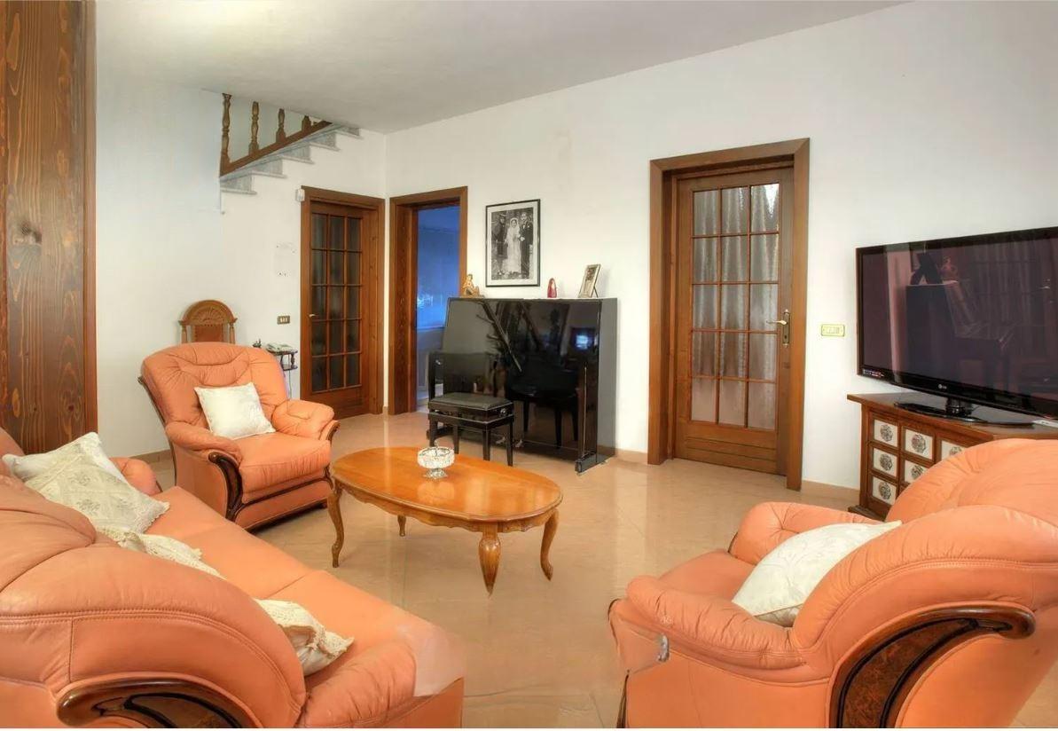 /api/file/public/264275/25249