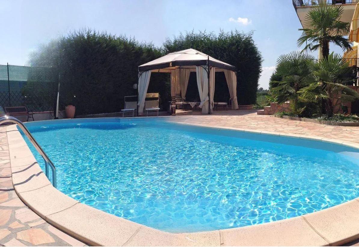 /api/file/public/264275/25254