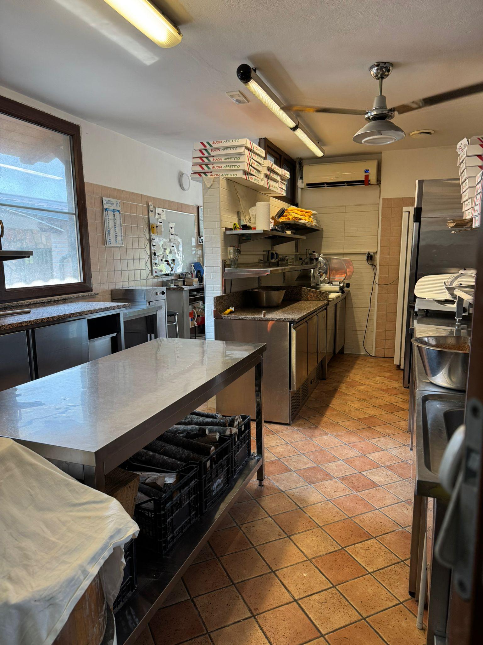 /api/file/public/264275/25404