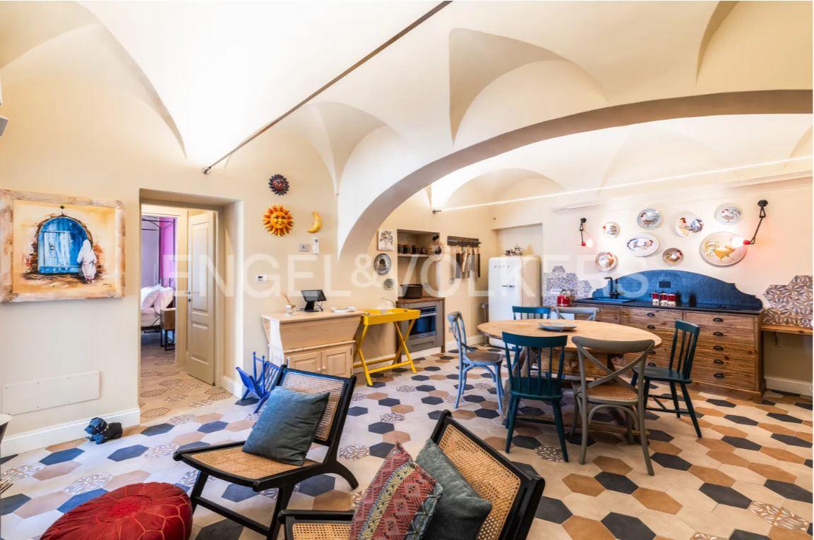 /api/file/public/264364/25466