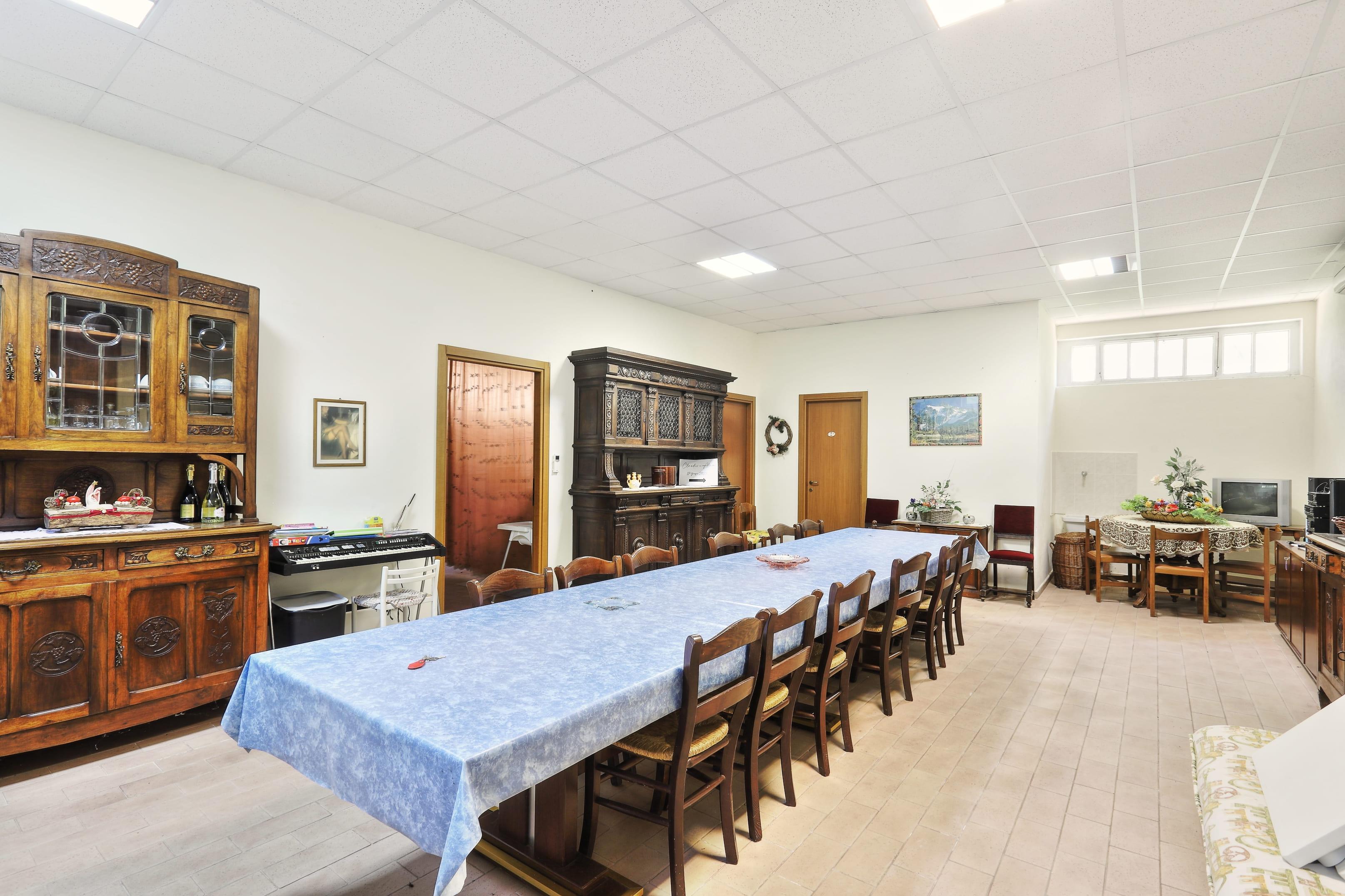 /api/file/public/265180/29498