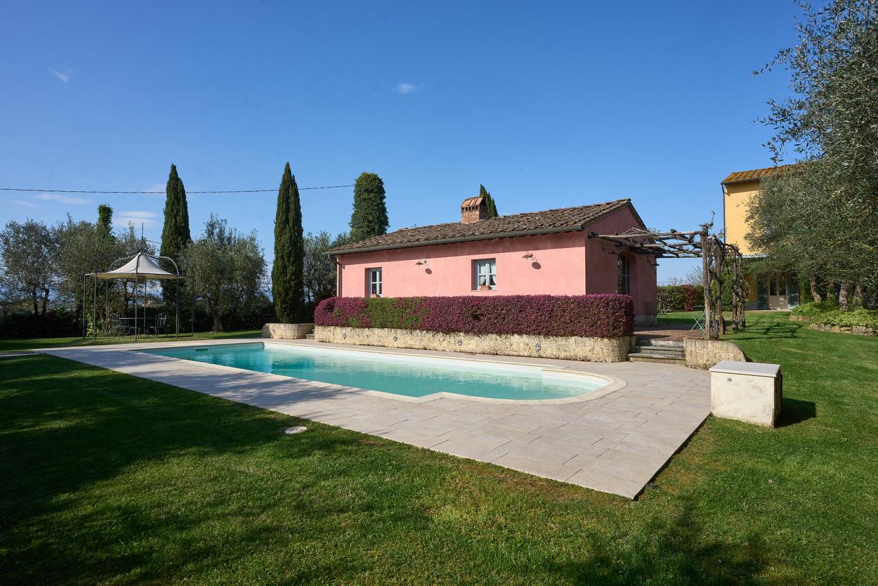 /api/file/public/265346/30712