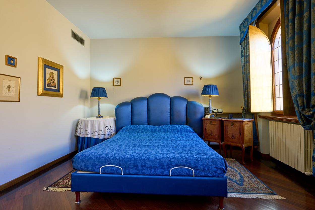 /api/file/public/265347/30718