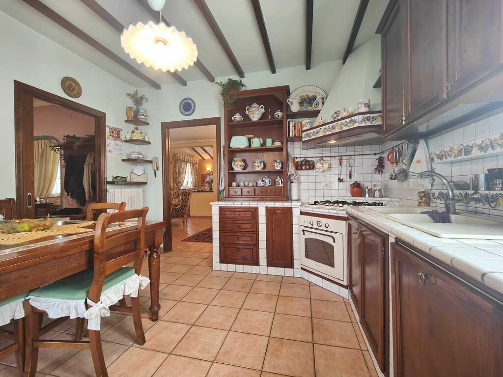 /api/file/public/265375/30860