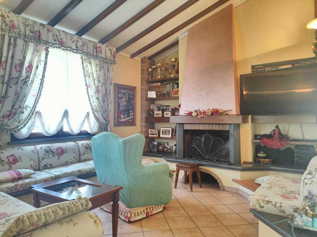 /api/file/public/265375/30871