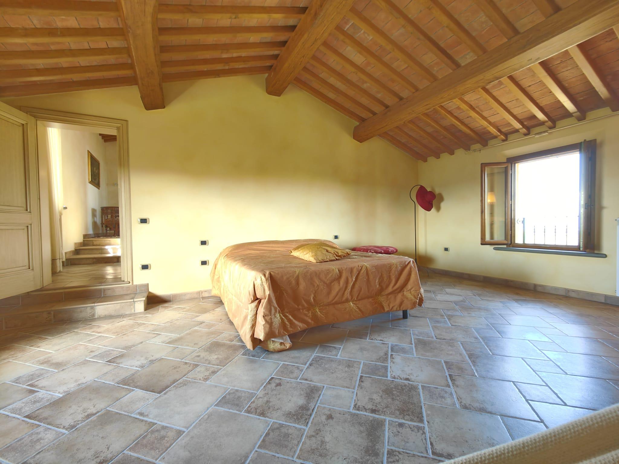 /api/file/public/265376/30889