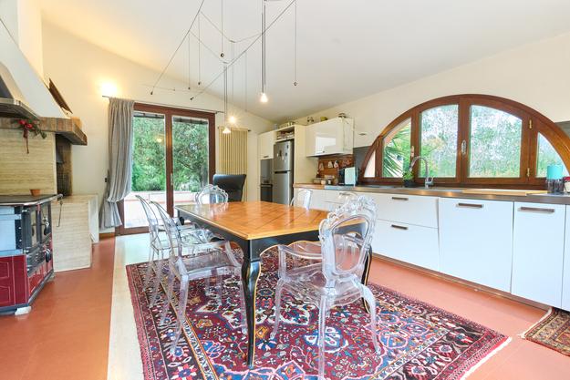 /api/file/public/265377/30903