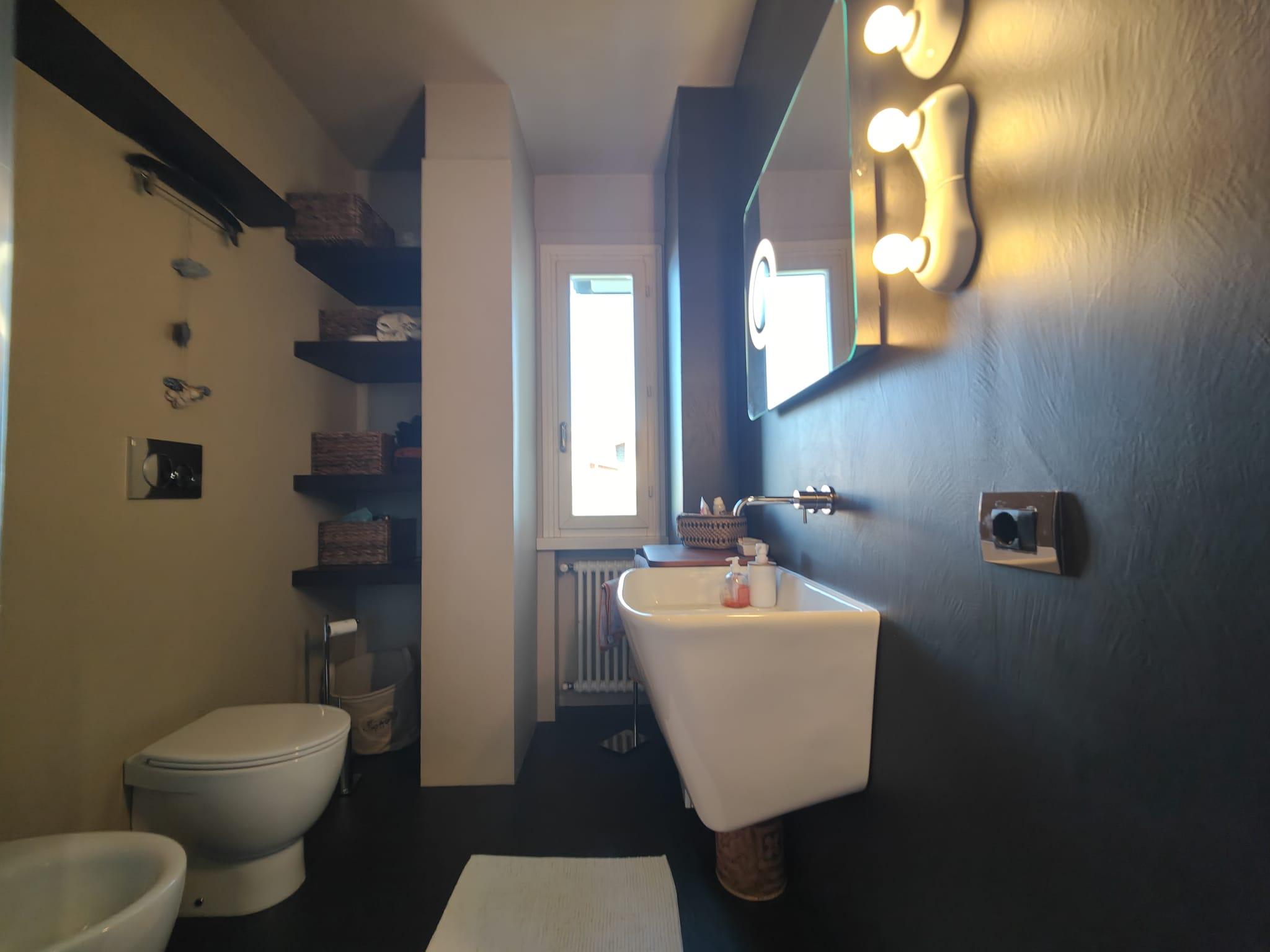 /api/file/public/265381/30943