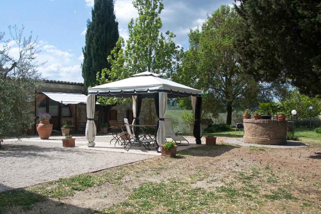 /api/file/public/265384/30990